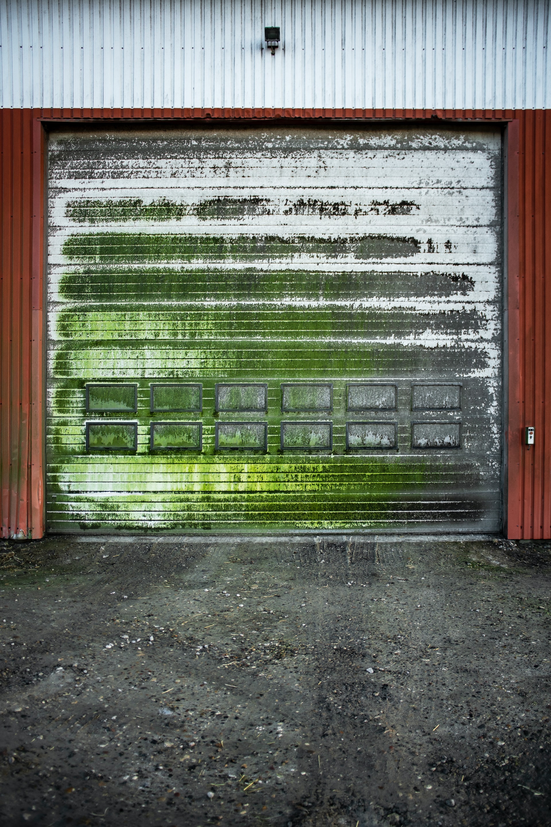 How to best Prepare Your Garage Door for Winter image lasse-moller-IrRhtundAdE-unsplash How to best Prepare Your Garage Door for Winter