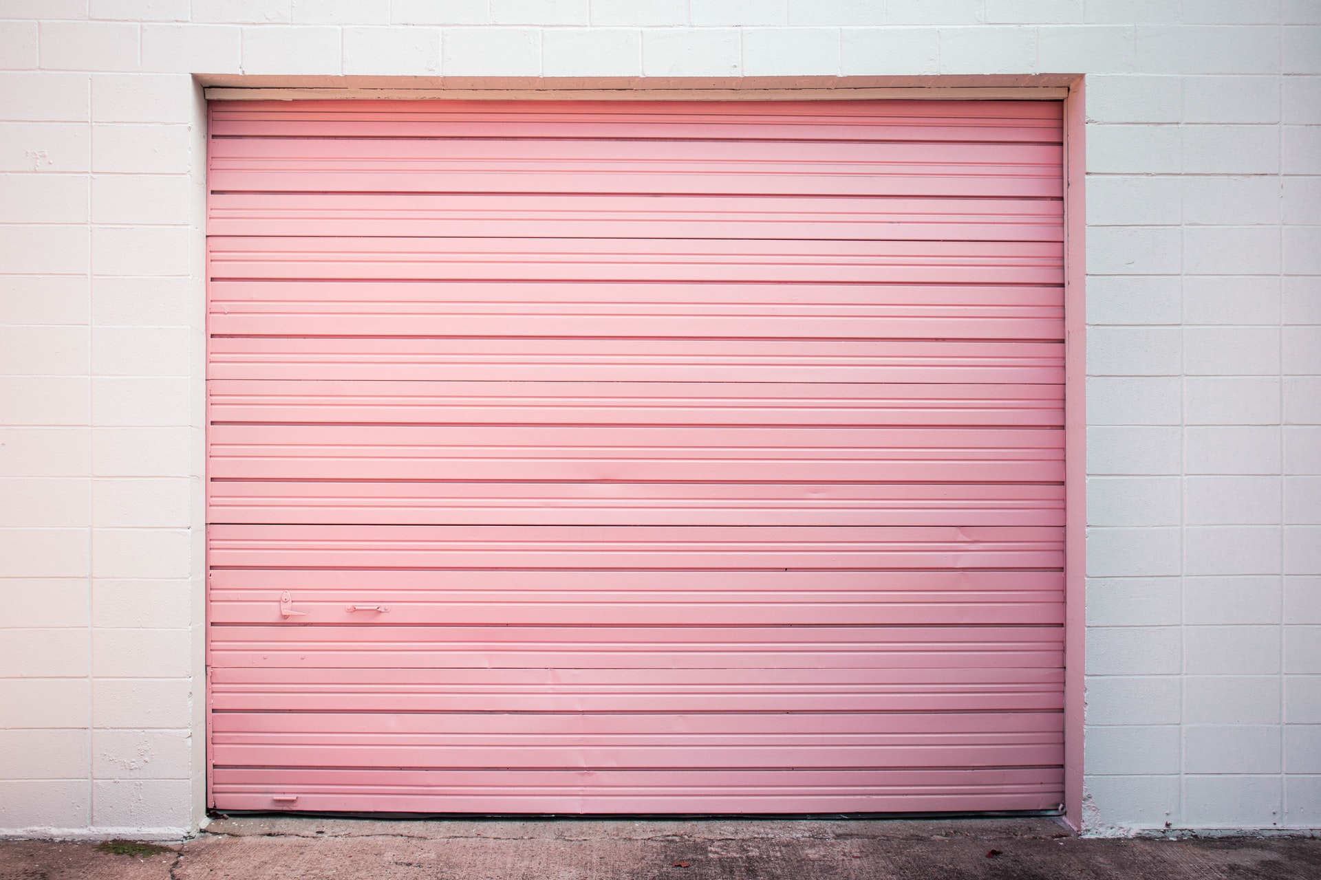 Repair Or Replace: The 5 Most-Common Garage Door Problems image jarrod-reed-kkF8FRnpDVA-unsplash Repair Or Replace: The 5 Most-Common Garage Door Problems