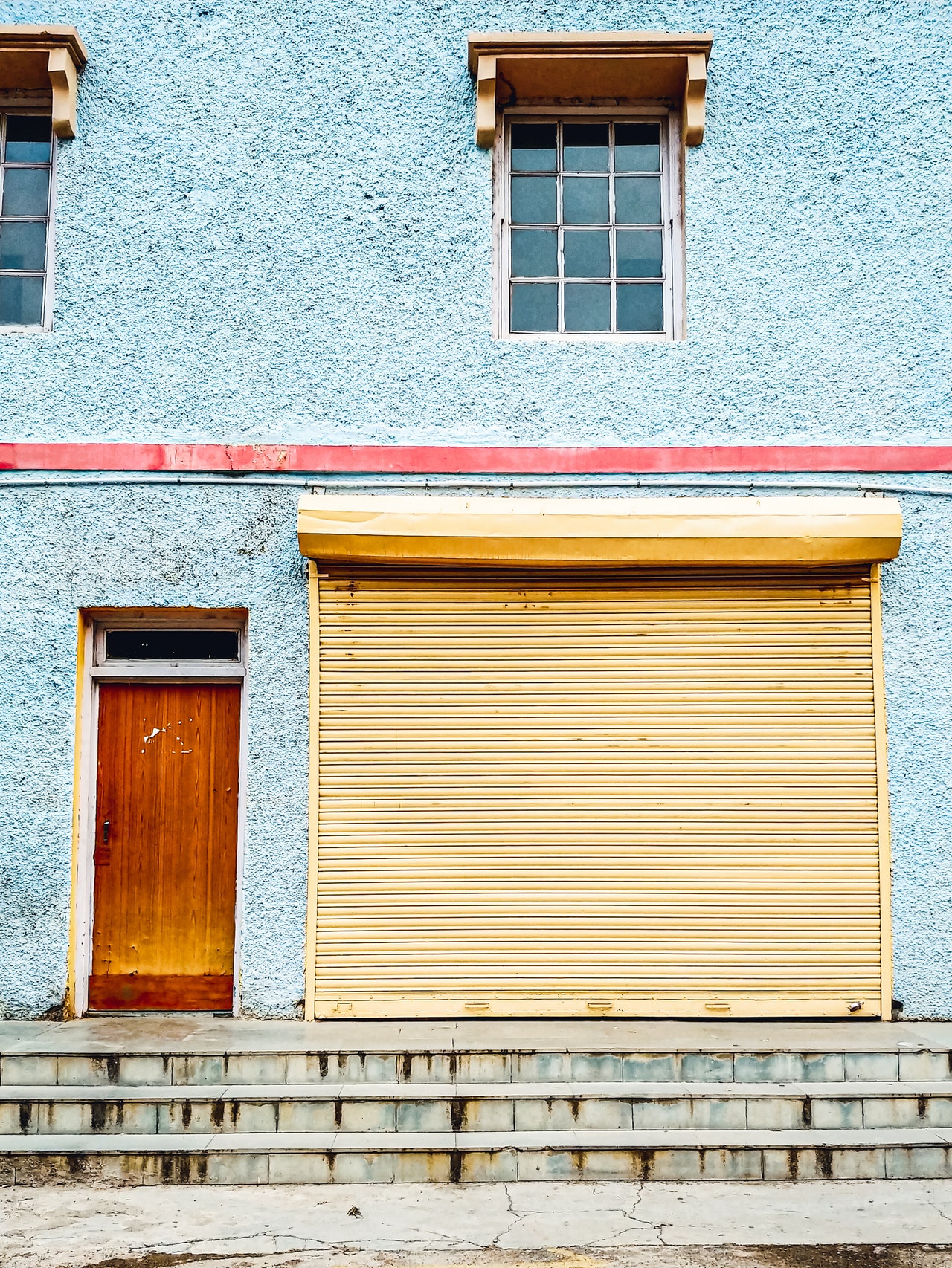 5 Reasons You May Need Emergency Garage Door Repair image pexels-akshat-prakarsh-2412448 5 Reasons You May Need Emergency Garage Door Repair
