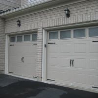 Trois raisons pour lesquelles une porte de garage double est un investissement intelligent pour votre maison image Double-Garage-Door_thumbnail Trois raisons pour lesquelles une porte de garage double est un investissement intelligent pour votre maison