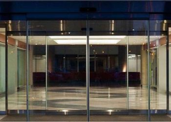Automatic sliding door - Linear opening