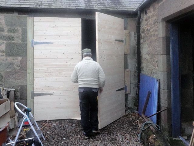 Hurricane Resistant Garage Doors image hurricane-resistant-garage-doors Hurricane Resistant Garage Doors