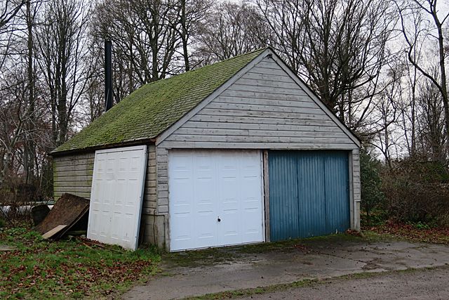 Know When It’s Time for Your Garage Door Repair image Know When It’s Time for Garage Door Repair